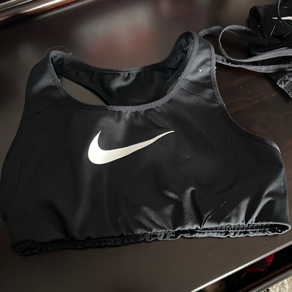nike sports bra